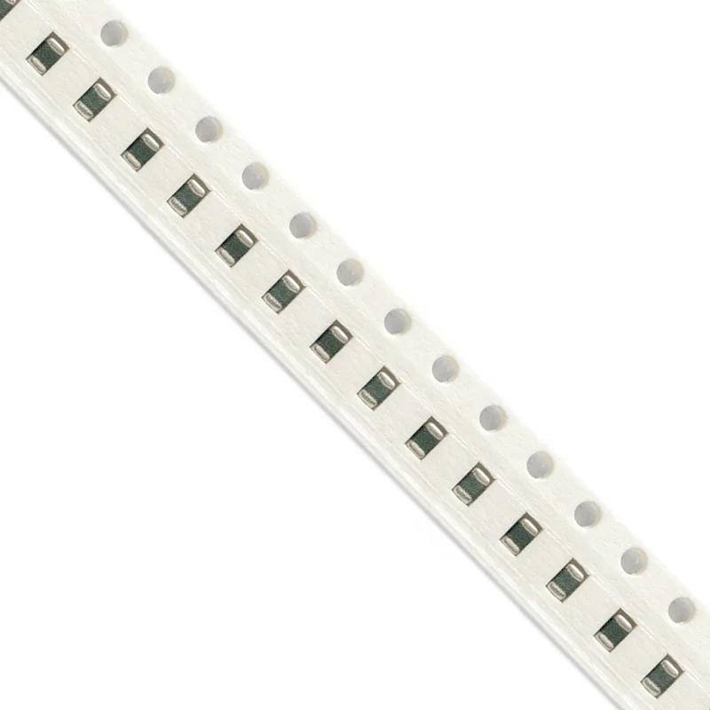  Купить электронные компоненты ic оригинальный и новый CL21A226MOQNNNE 2012 SMD керамический конденсатор высокого напряжения 0805 X5R 22 мкФ 20% 16V