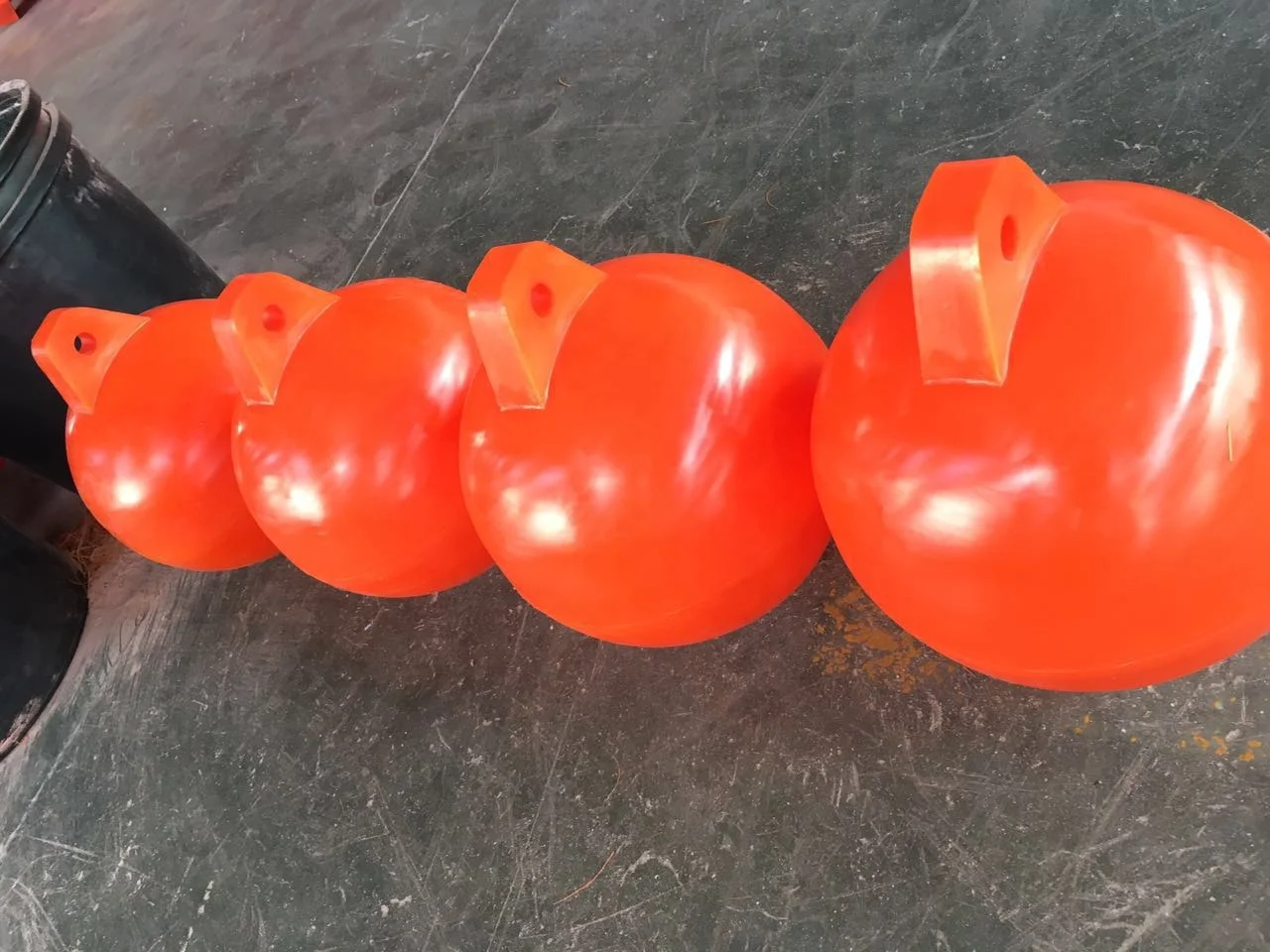 LLDPE Plastic Fish Net Sea Marine Floating Ball Buoy Single Ear Foam Filled Plastic Float Ball