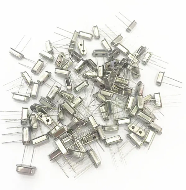 HC-49s 3.6864MHZ passive crystal oscillator In-line crystal Full range of crystal oscillators
