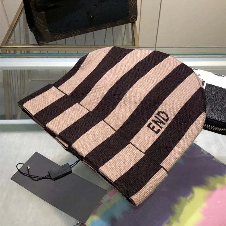 2022 autumn and winter New FF cashmere knitted warm hat wholesale