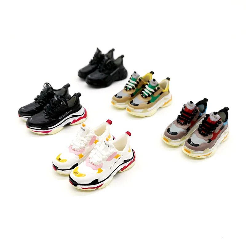 High quality AJ1 sneaker keychain with box  PVC top luxury shoe keychain  more style mini shoe metal accessories can customized