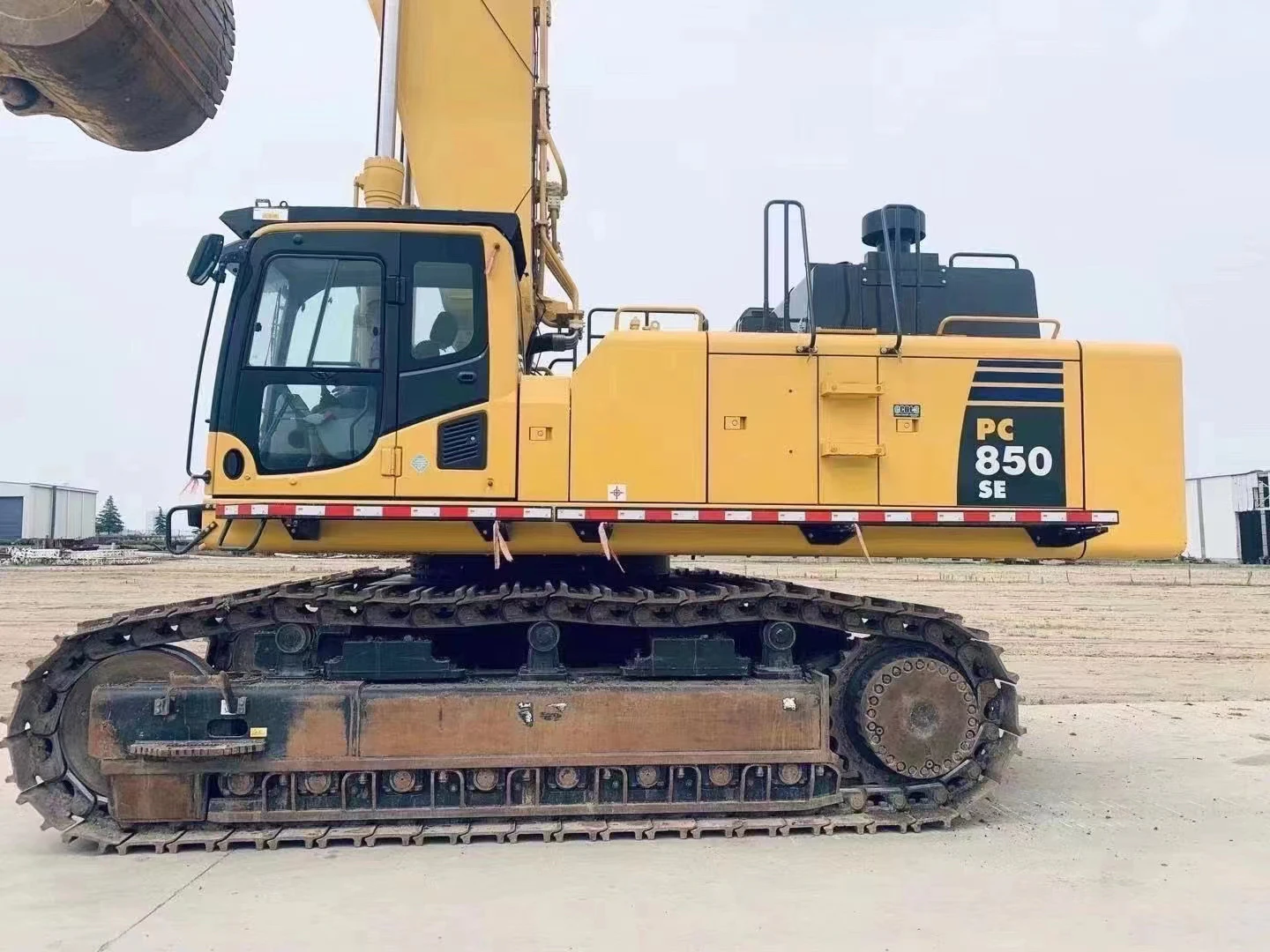 Original Japan made heavy equipment for mining Komatsu large hydraulic excavator PC800 PC850