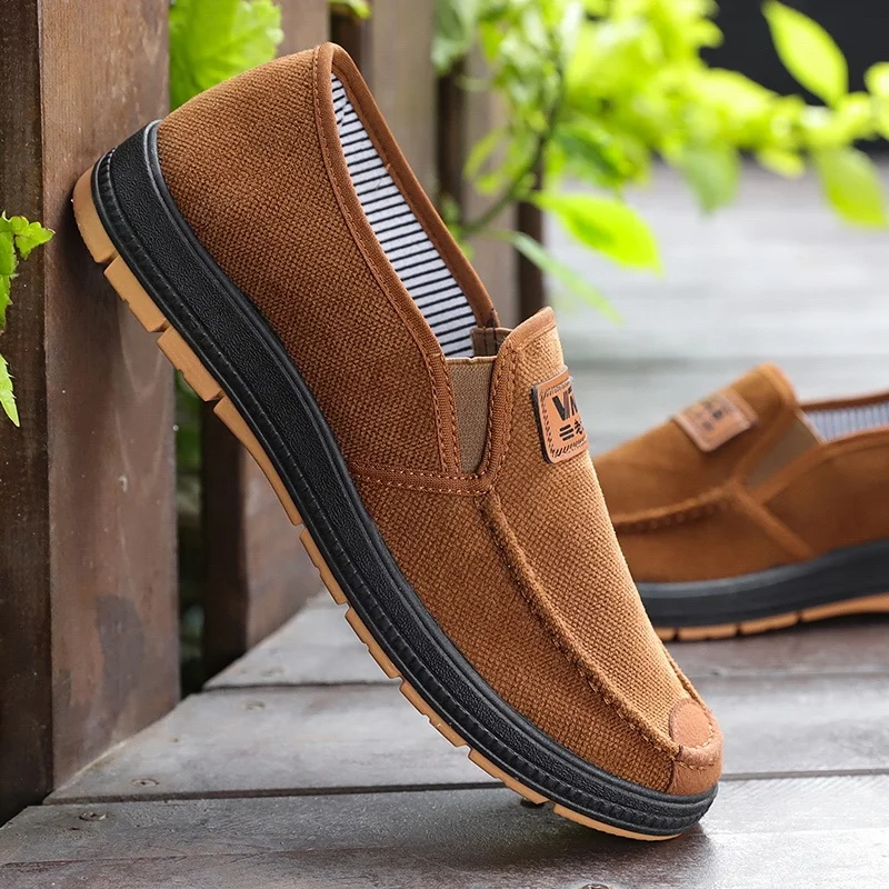 
2020 spring new cloth young all match shoes spikes shoes running track and field soccer sole casual men shoes 