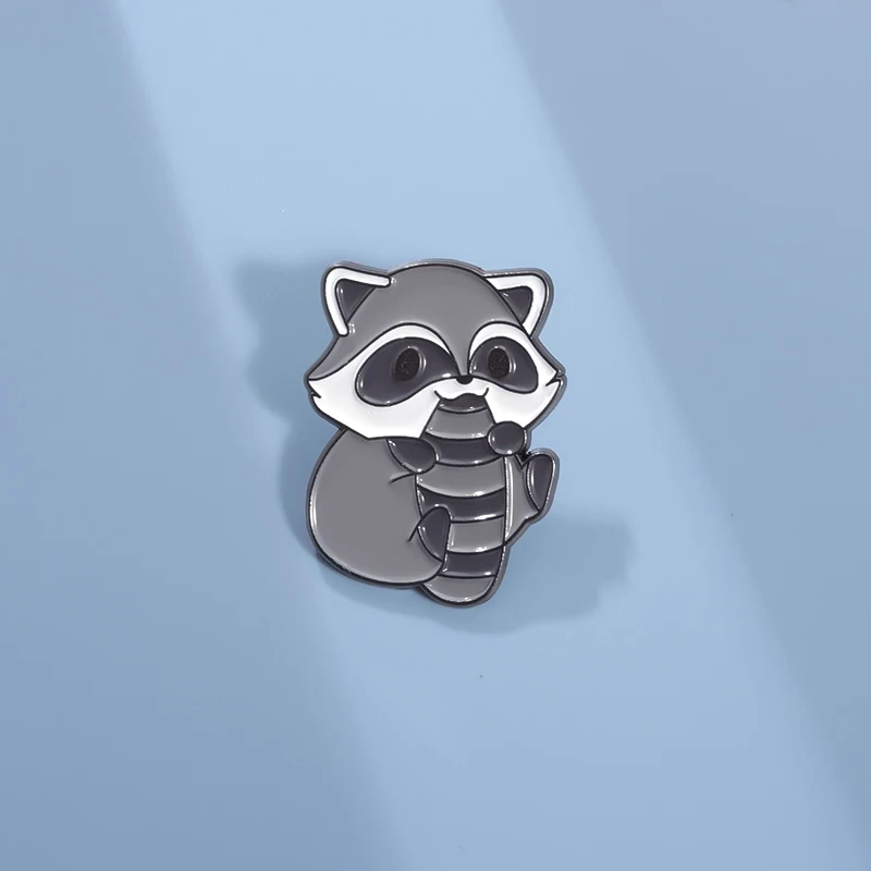 Cute Gray Raccoon Metal Hard Soft Enamel Custom Lapel Pin Pins Badge Bro Custom No Minimum