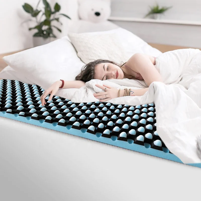 Полноразмерный охлаждающий гель вихревой пены с эффектом памяти матрас Топпер массажный татами спускающий давление синее яйцо пена волнистая пена
