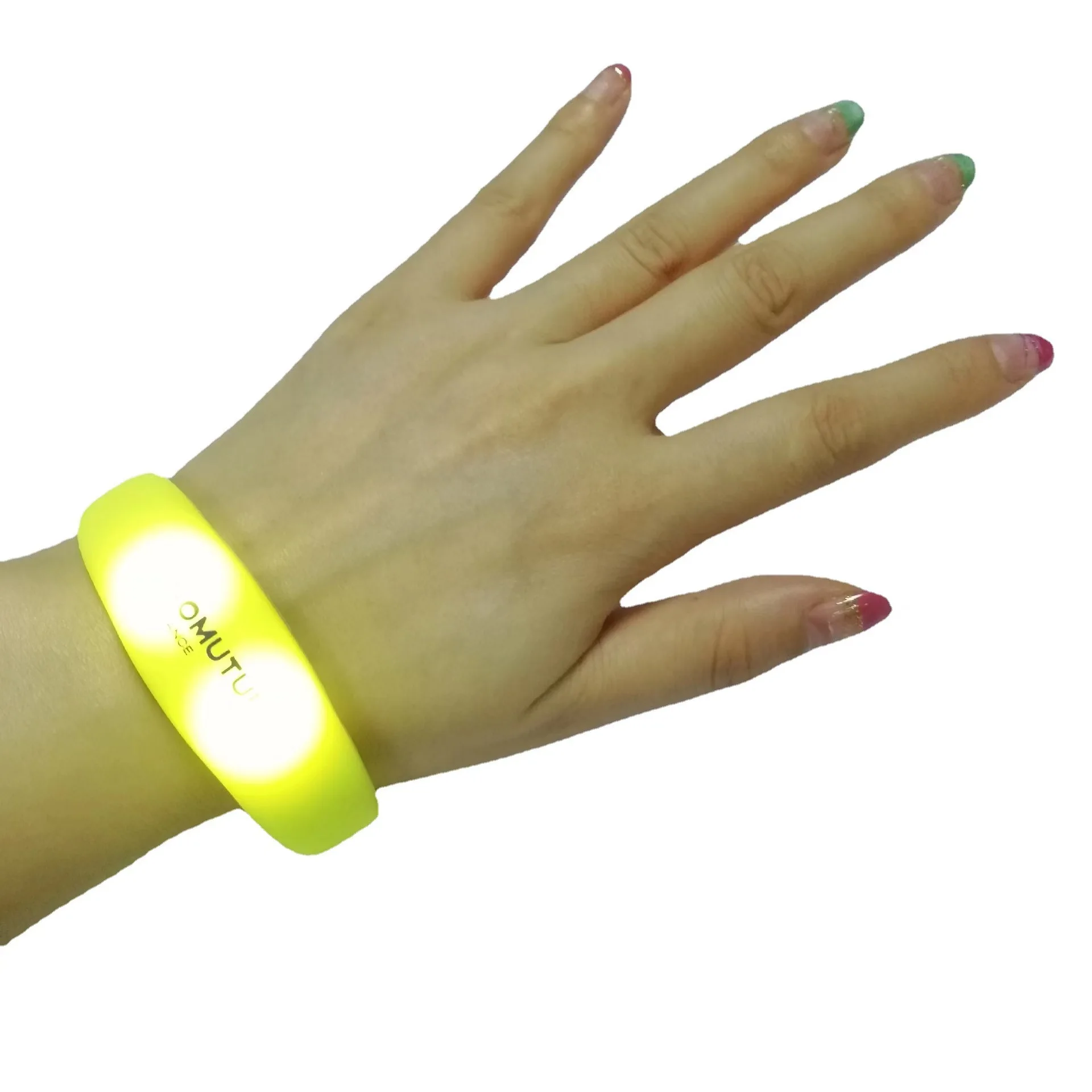 manufacturer custom plastic bracelet luminous led light up wifi controlled with remote control wristband for concert Festival
