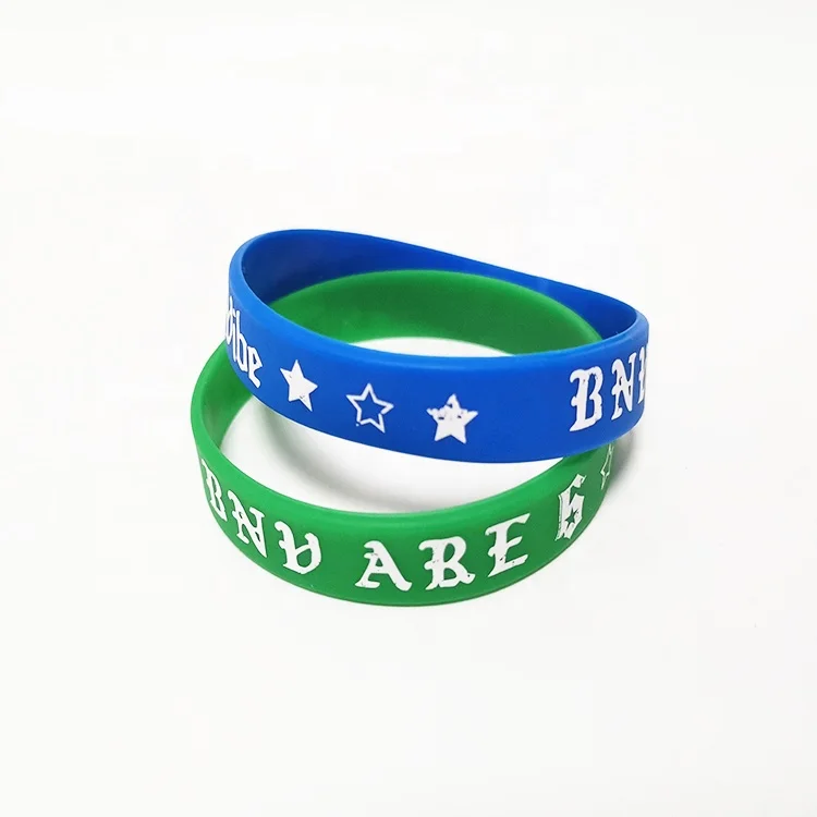 2021 custom 1 inch silk print silicone wristband debossed filled ink cool silicone bracelets