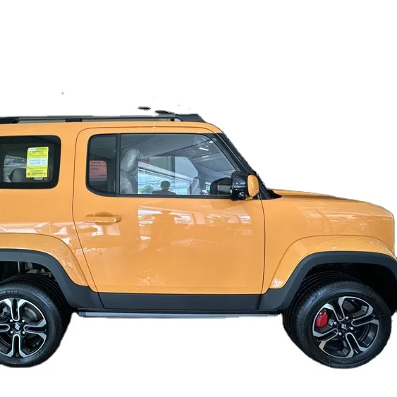 The best-selling Wuling Baojun yep 4-seater 3-door mini electric vehicle  cheap new energy vehicles in 2023 at stock