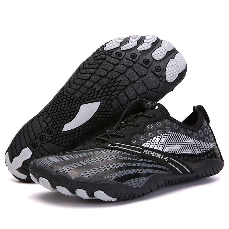 2022 Hot Sale Men Women Barefoot Five Fingers Shoes Summer Water Shoes Outdoor Lightweight Aqua Shoes Fitness Sports Sneakers