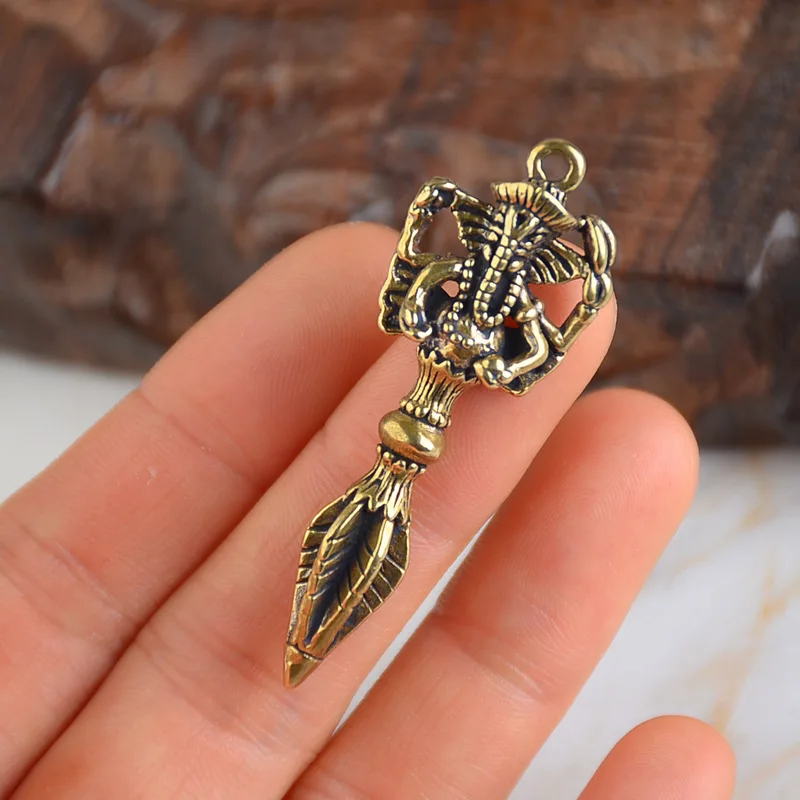 Brass elephant trunk key pendant pure copper Thai Buddha statue Vajra pestle drop car pestle car key chain old craft