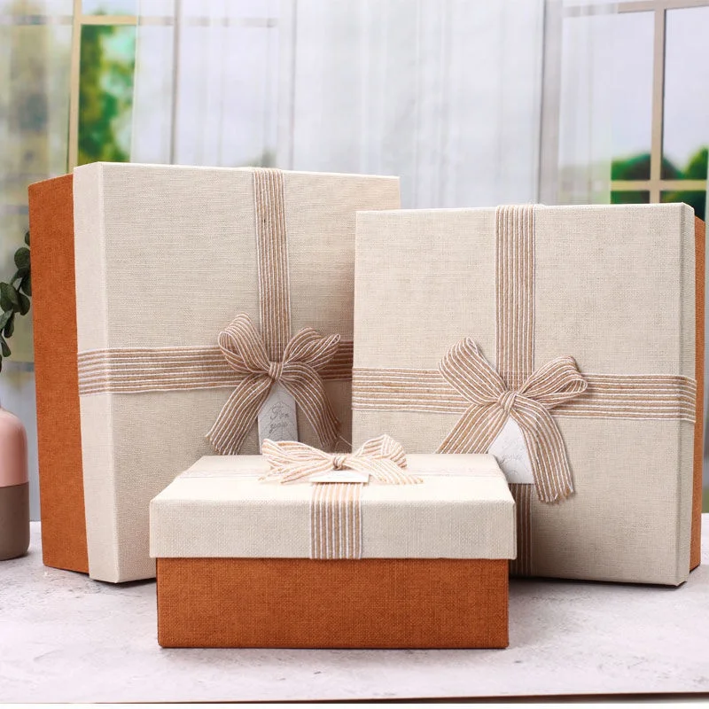 Shoes Gift Box Foldable With Lid / Container Packaging Ribbon Shredded paper