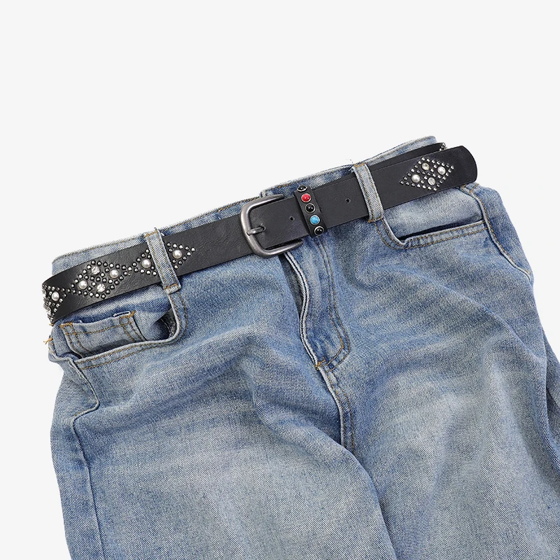 New Arrival Ladies Western Style Wide Jeans Belt Cow Hide Studded Designer Belt with Cool Alloy Buckle Hot Selling for Women