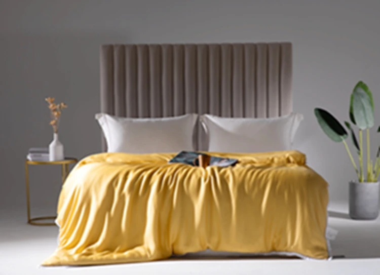 New Duvet lyocell Covered Summer 0.55Kg A1 Comforter Luxury Soft Bedding Adult 100% Silk quilt bedding set