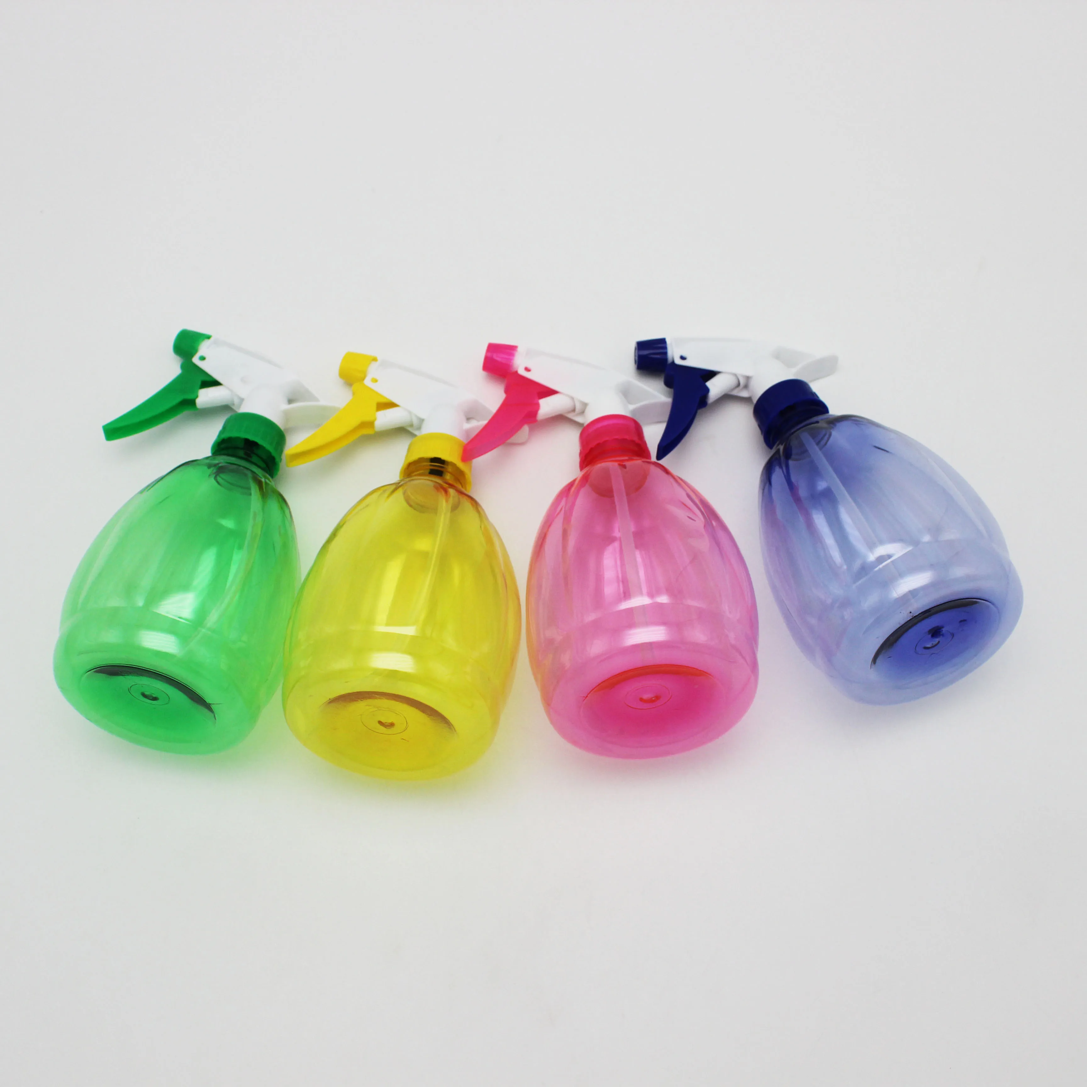 Wholesale empty 500ml Candy-colored Clear watering can Small household spray bottle Hand pressure spray bottle With Plastic pump