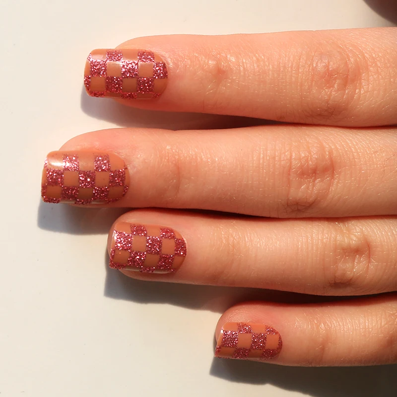 wholesale fall winter full cover short square press on nail glitter checker fake nail private label custom glue on nail stick on