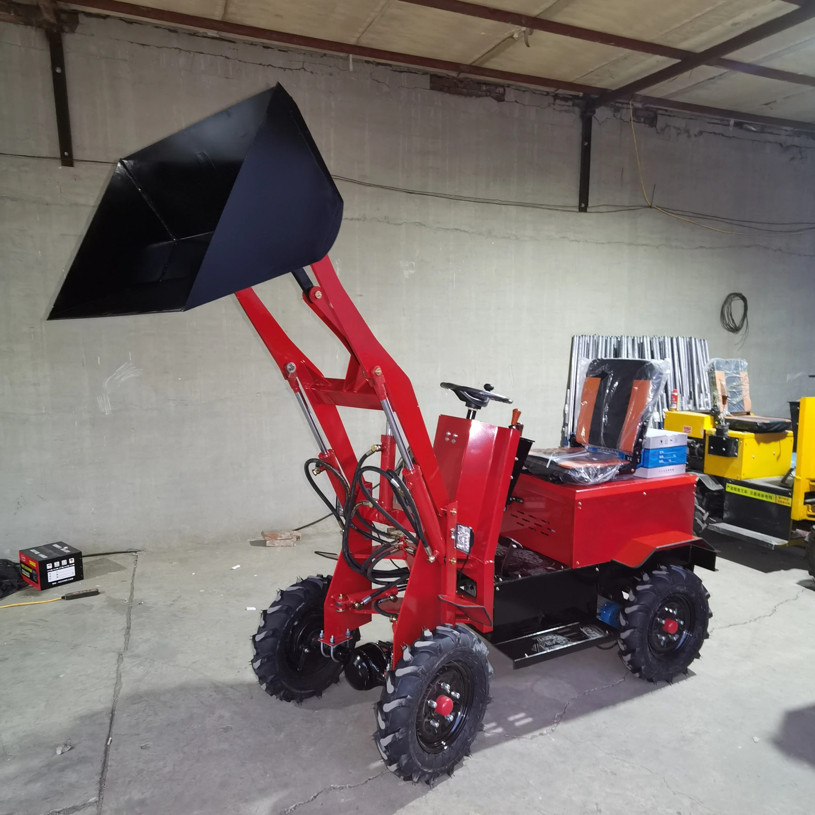 Hot Sale Battery power Electric Small Mini Garden Farm use Wheel Front Loader 800kgs 600KGS for Canada