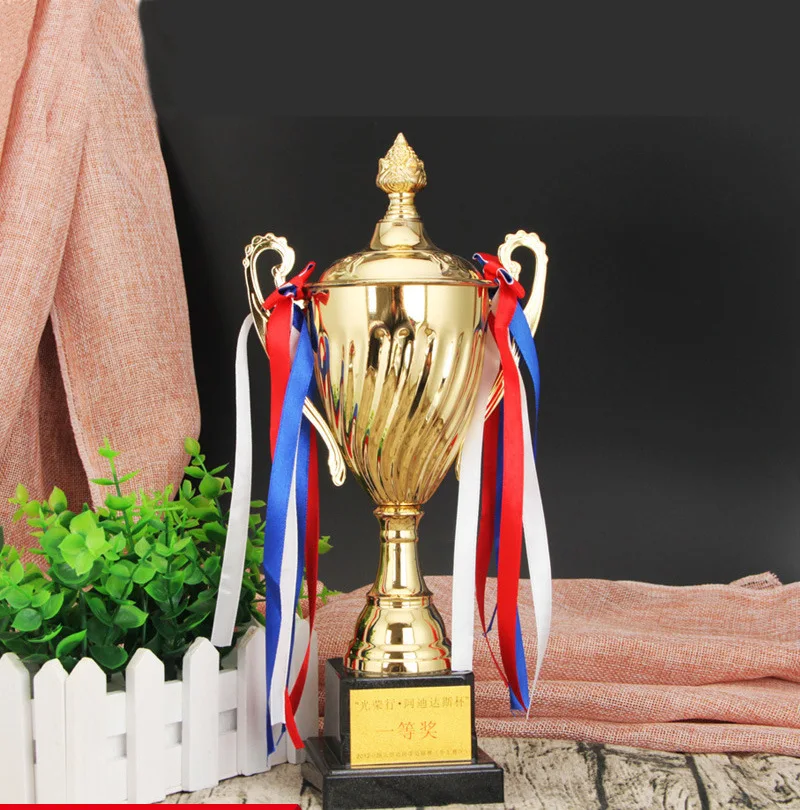 Factory wholesale price trophies and medals custom logo Gold plating process metal trophy
