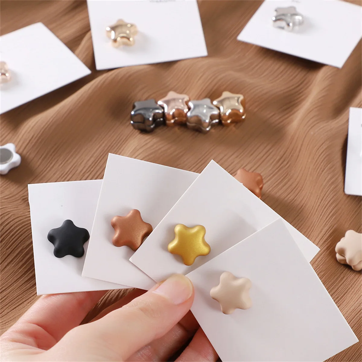 New No snag Magnetic Hijab Scarf Pins Muslim Women Pinless Safety Headscarf Brooches Accessories Hijab Magnet Pins