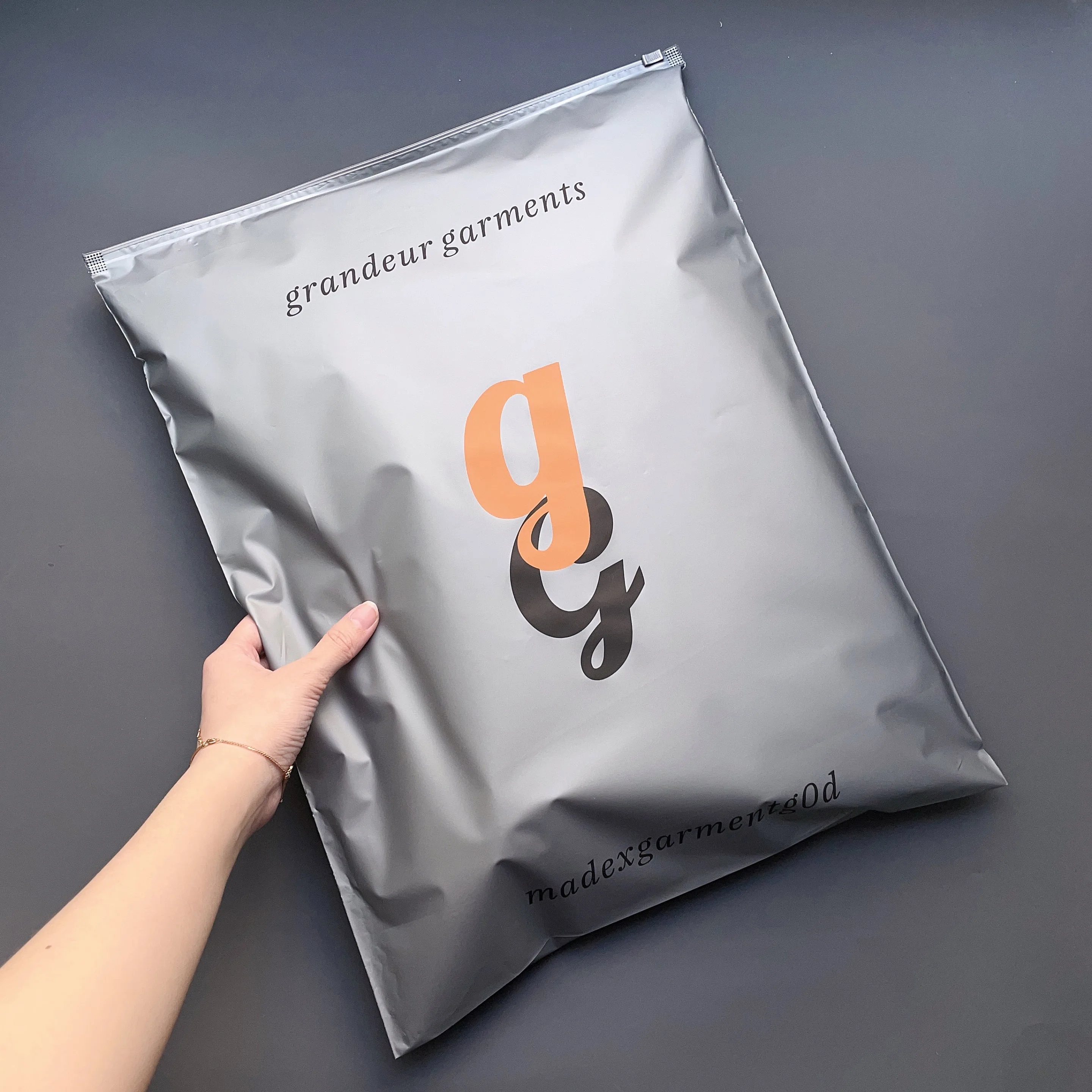 35x45cm custom logo printed clothing packaging zipper bag sweatshirt garment bags plastic storage silver bags for clothes