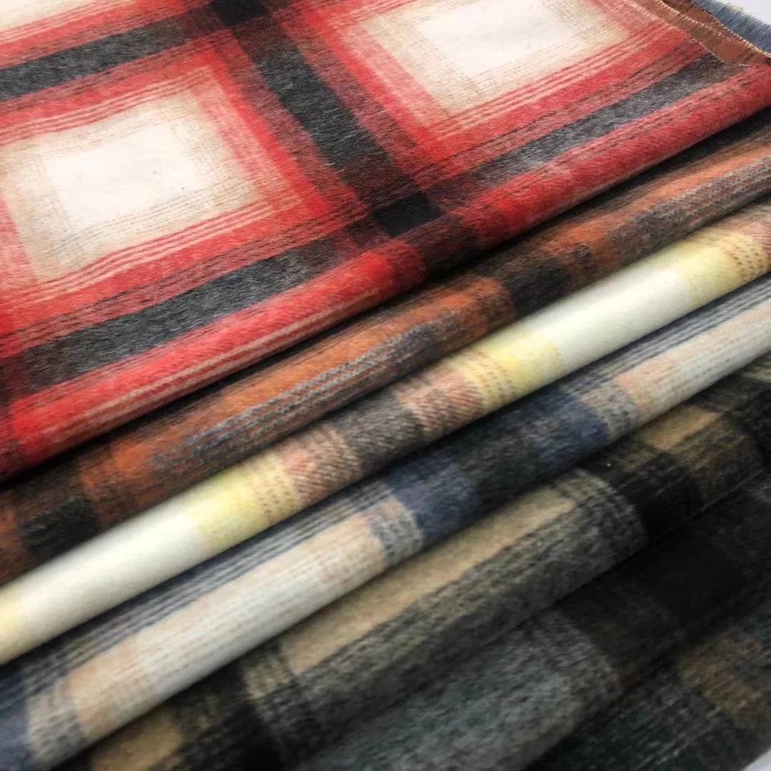 550g/m  40%Wool All season plaid Single Sided Wool Fabric for coats