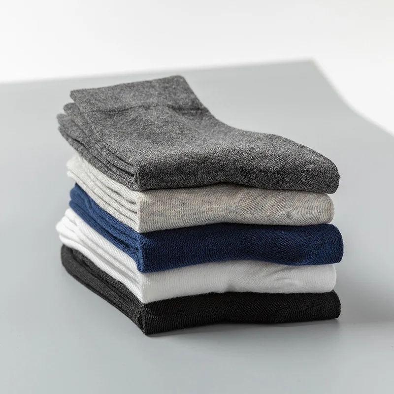 Сделать свой собственный лейбл бамбуковые носки до лодыжки для мужчин; Цвет черный белый делового стиля