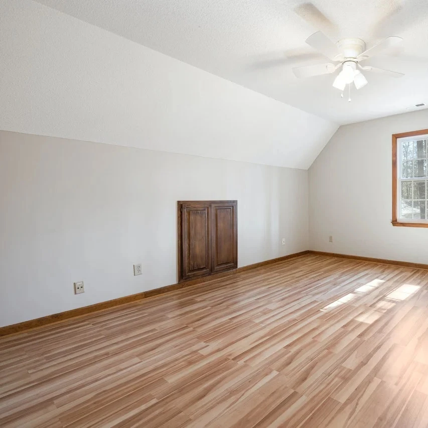 Customization Waterproof Black Mesh Red Felt Backing Sponge Carpet Wooden Grain Roll PVC Mat Floor Linoleum Floor Vinyl Roll