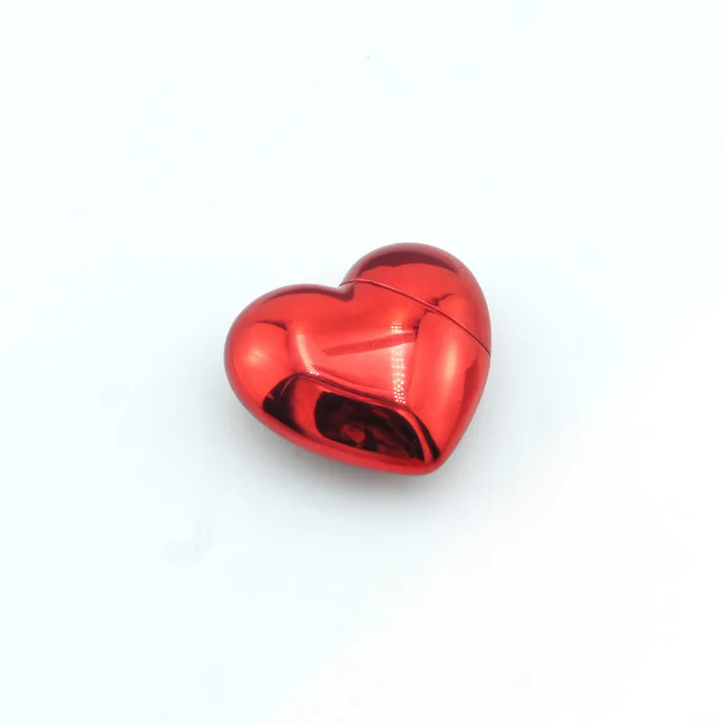 
The hot sale heart shaped high quality luxury and empty lip gloss squeeze tube container 