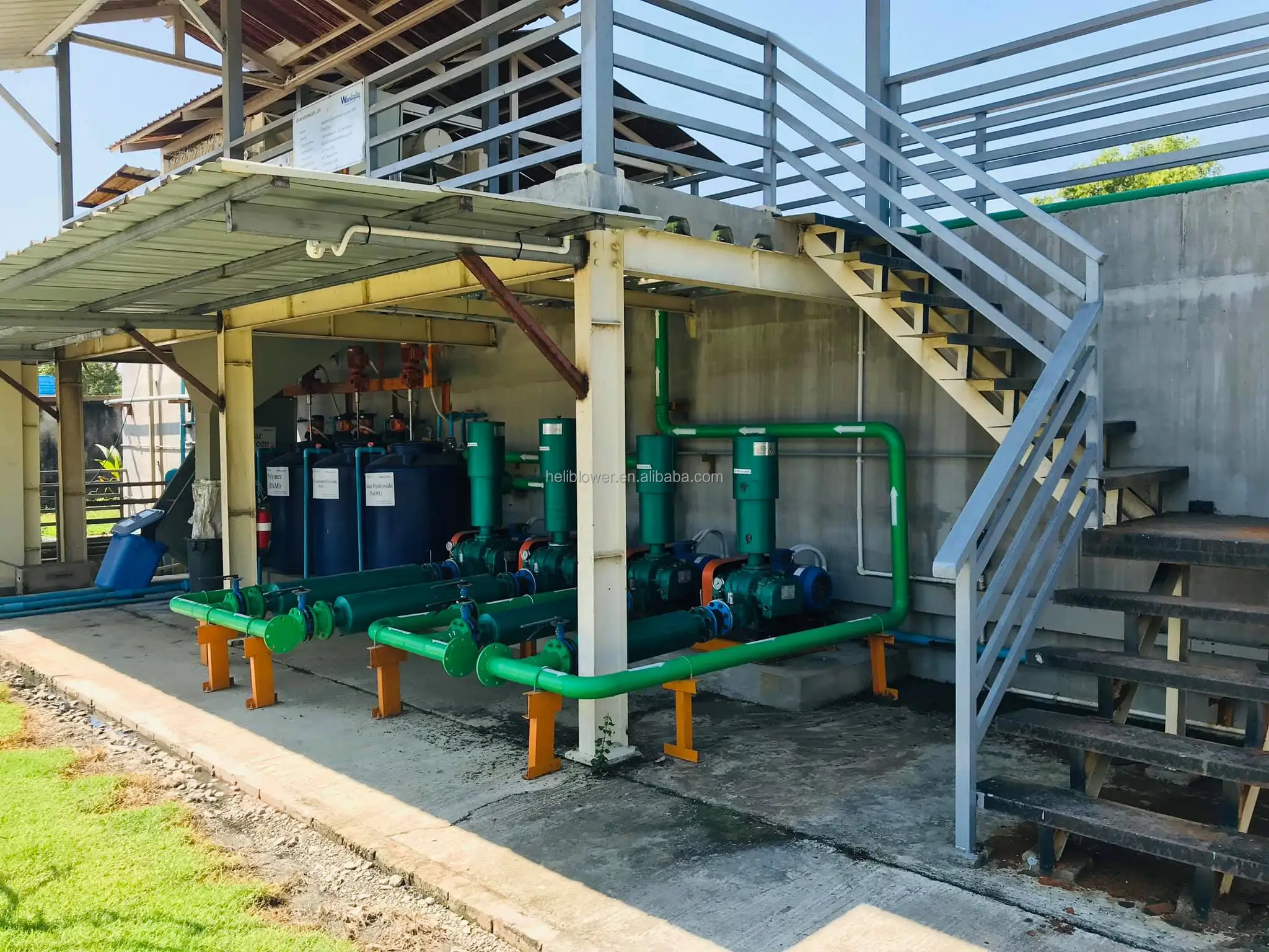 Lake aeration system root blower compressors for wastewater treatment