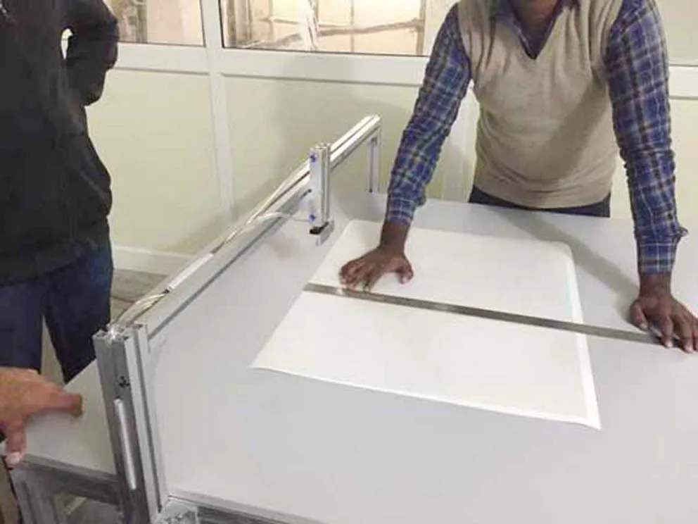 REOO EVA/TPT Cutting station solar panel EVA/TPT cutter