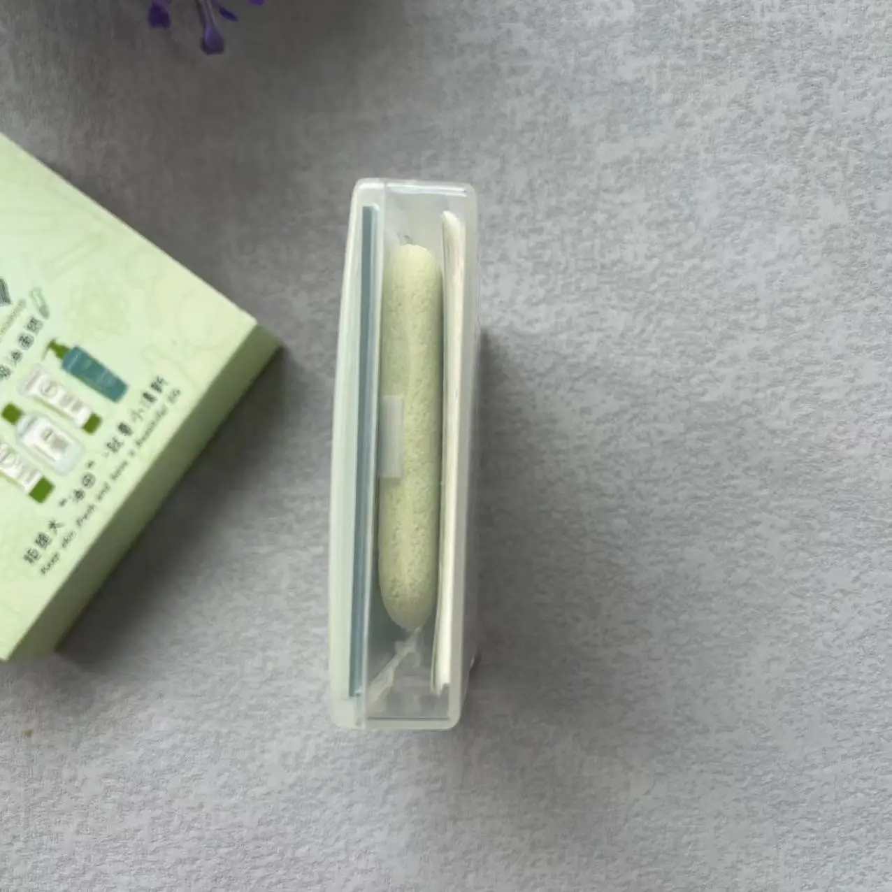 80 count Natural Bamboo Charcoal Oil Absorbing Tissues   with mirror