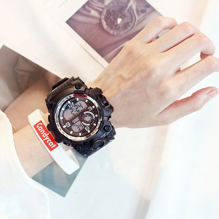 New Trending Electronic Watch For Student Waterproof Round Design Sports Watch