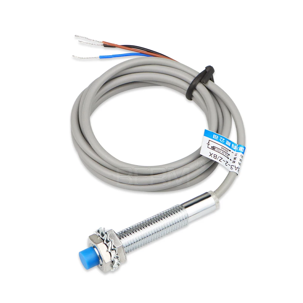 LJ8A3-2-Z/BX , NPN normally open new original proximity switch inductance sensor, detection distance 2MM metal sensor