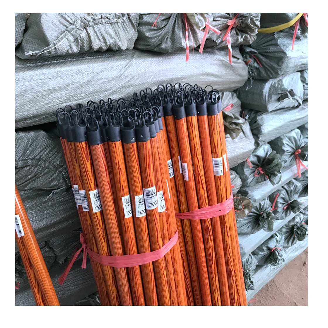 Quality and Durability Combined Wholesale PVC Coated Wooden Handle Mop Sticks Broom Handle