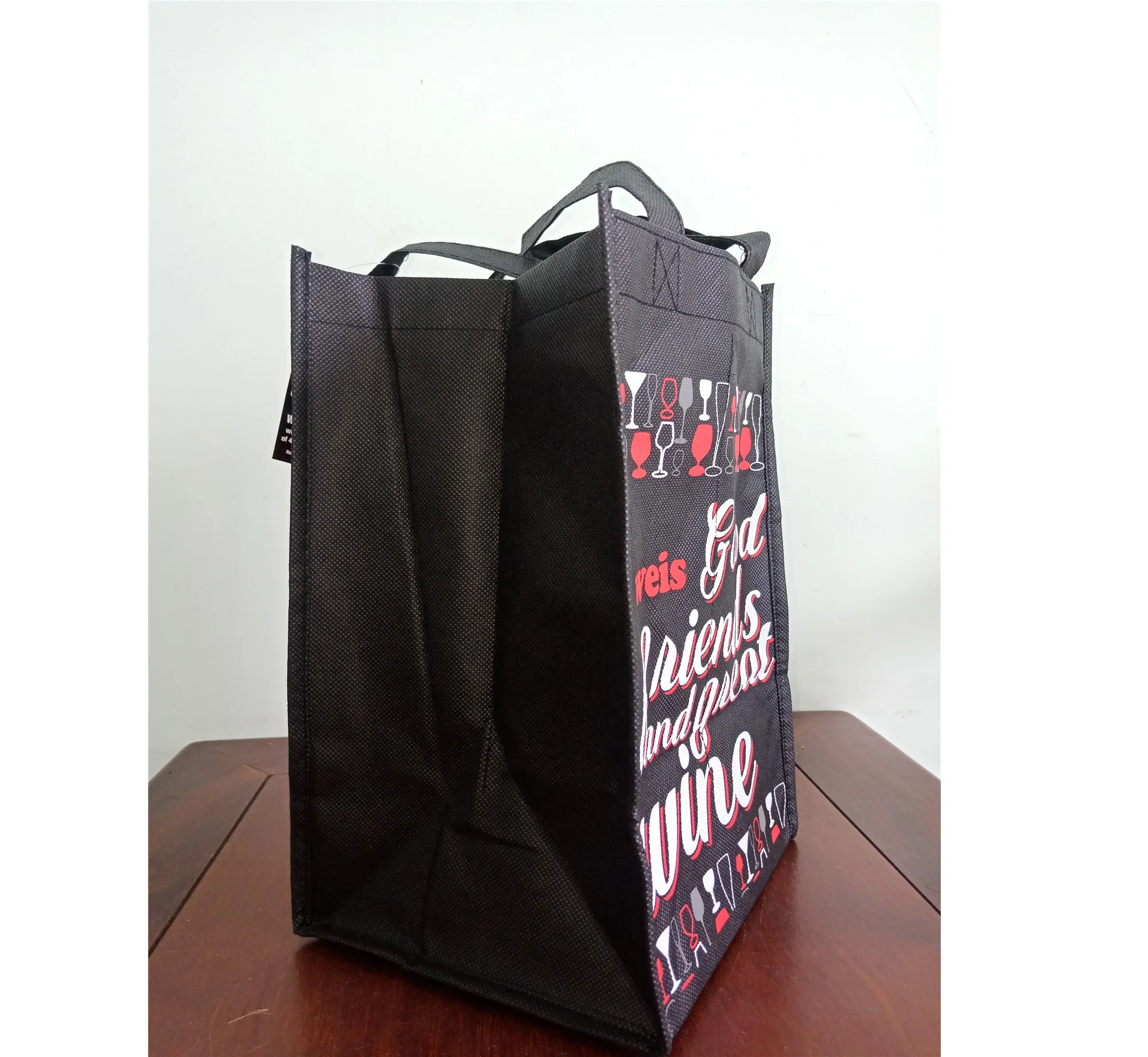 Vietnam factory eco friendly PP non woven supermarket promotional wine bags for shopping cheap