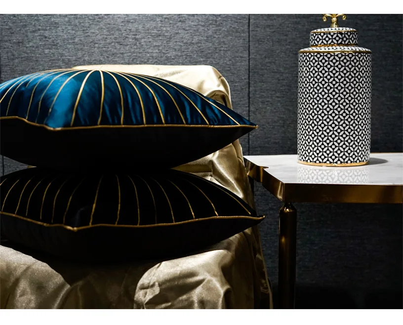 
amazon hot sale sun flower design imitated silk fabric lumbar support pillow cushion cover 