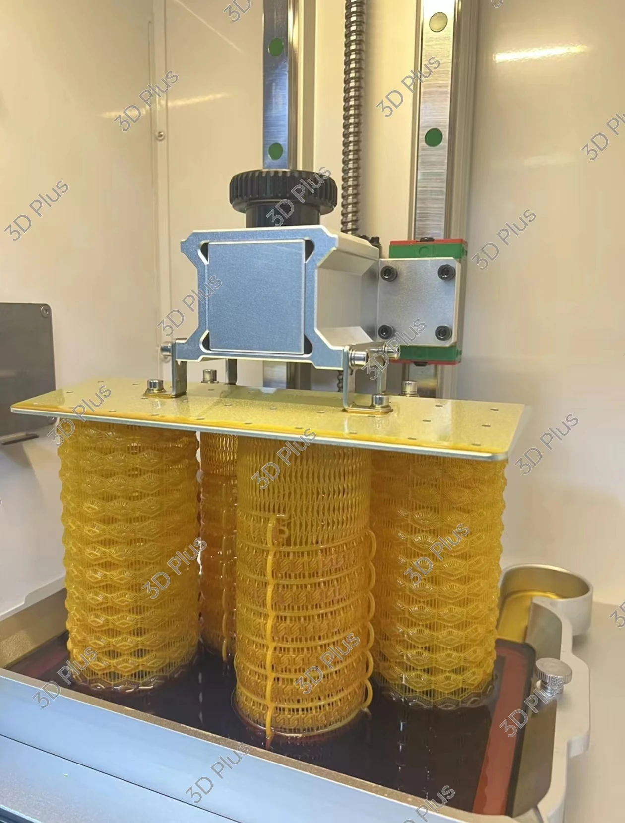 Smarter and Easier High Resolutuion Desktop 14K LCD Auto Liquid Addition 3D Printer