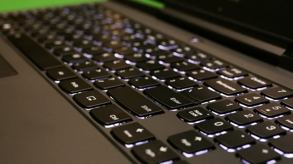 For lenovo LEGION Y7000P 2024 Gaming laptop I7-14650HX/16G/1T/RTX4050 Y7000P gaming computer laptop