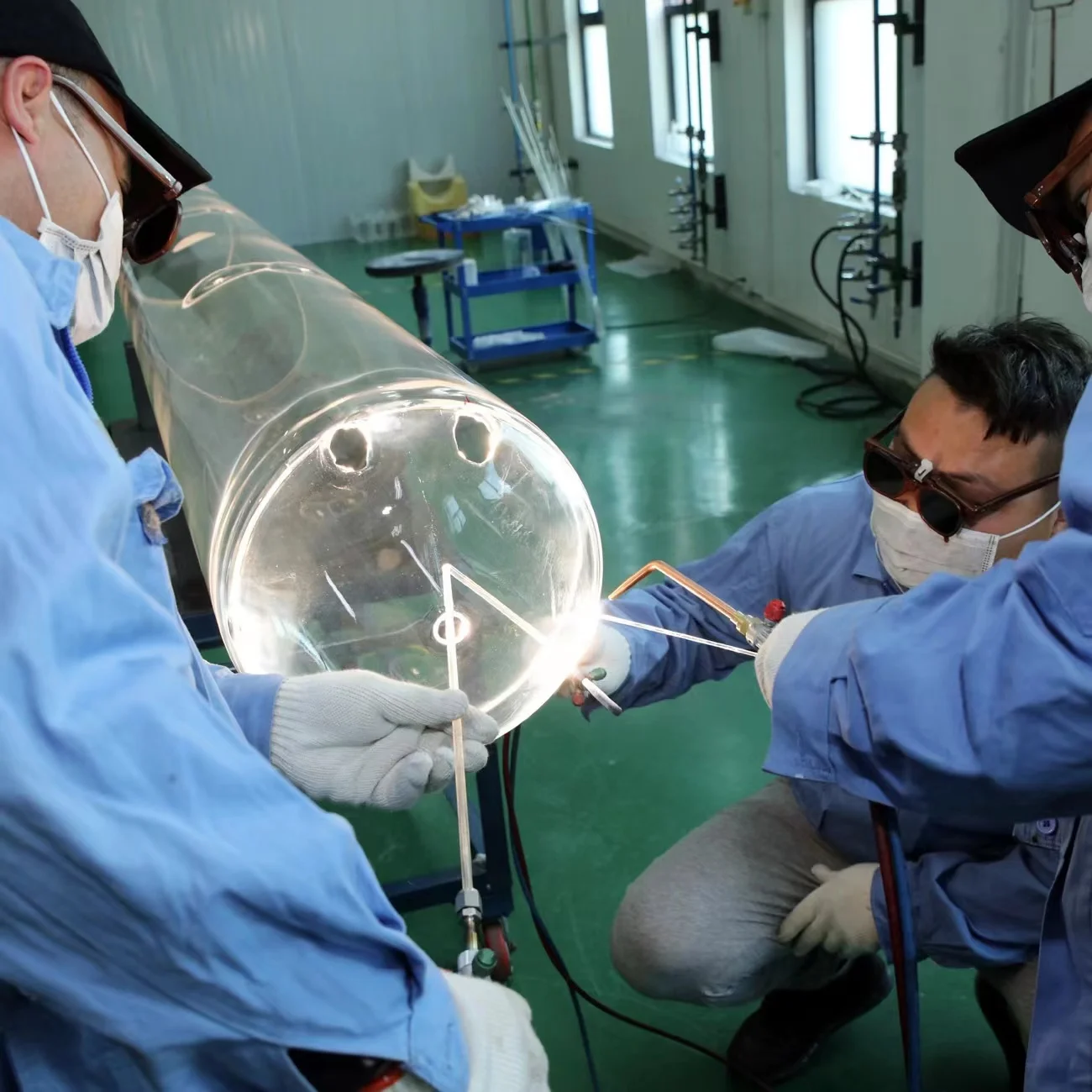 Круглый термостойкий высокопрочный индивидуальный кварцевый стеклянный плит плавленый кварцевый диск