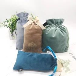 Роскошный мягкий бархатный мешочек для ювелирных изделий с логотипом на заказ, косметические упаковочные сумки для макияжа