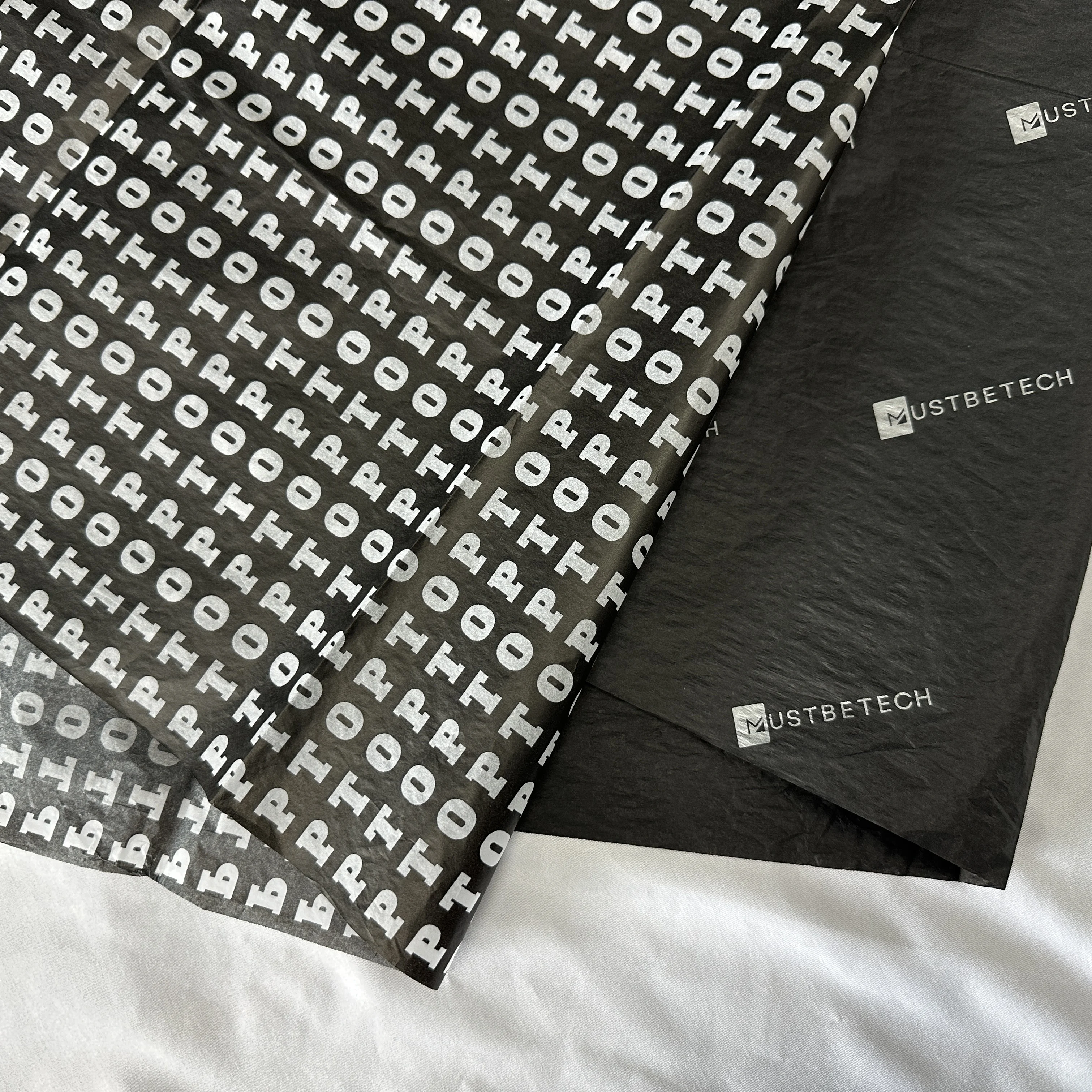 17gsm Black Paper White Logo Custom Printed Logo Gift Wrapping Paper Clothing Tissue Paper