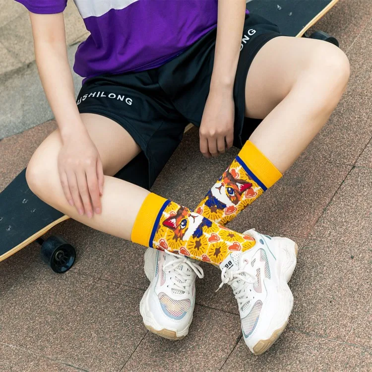 2021 Wholesale  Japanese Style Fashion Cute Cartoon Breathable Cotton Cat Animal Women Calcetines Tube Crew Socks