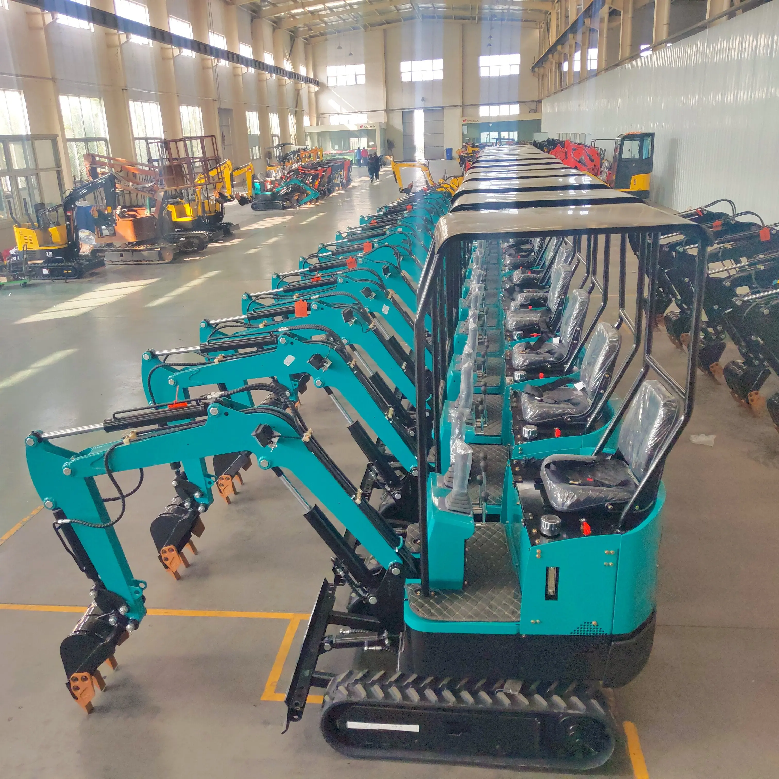 LICHMACH 0.3CBM Hydraulic Small Wholesale Excavator Machine 6 ton 7 ton 8 ton  Wheel Middle Wheel Excavator