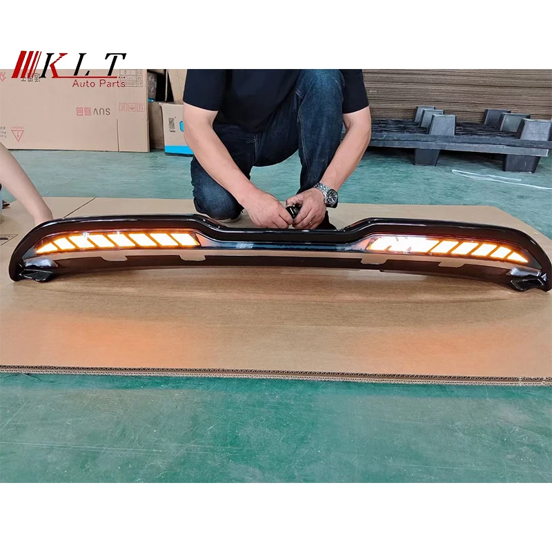 KLT Auto parts Plastic material with flowing lights modified rear led spoiler For Pajero V93 V97 2006-2020