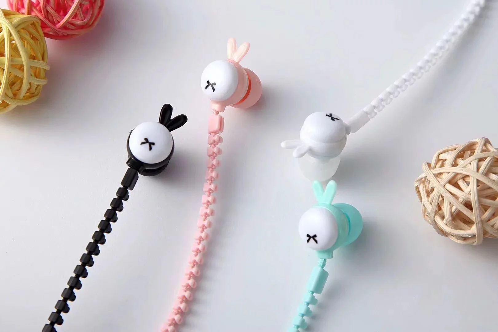 Hands free mobile phone earphone 3.5mm handfree cute rabbit kids phone headset with MIC for phone earphone