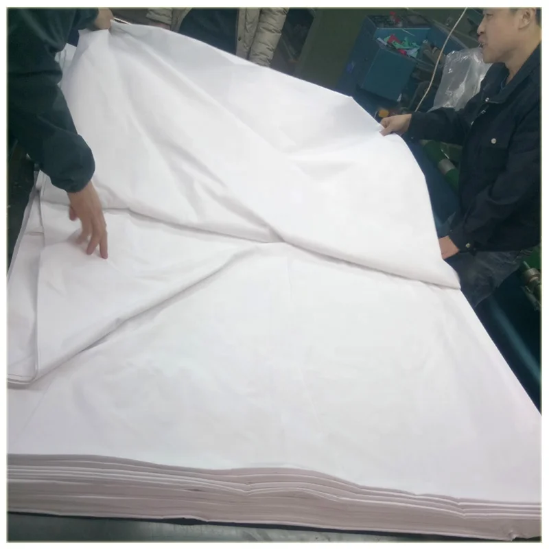China manufacturer textile Percale Plain weave 120gsm  200T cvc fabric for hotel bed linen in roll