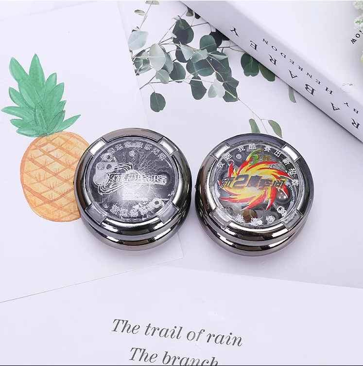 Led yoyo ball cartoon Plastic ABS rings toy Cool upgrade Led Christmas decoration material rings figure yo yo