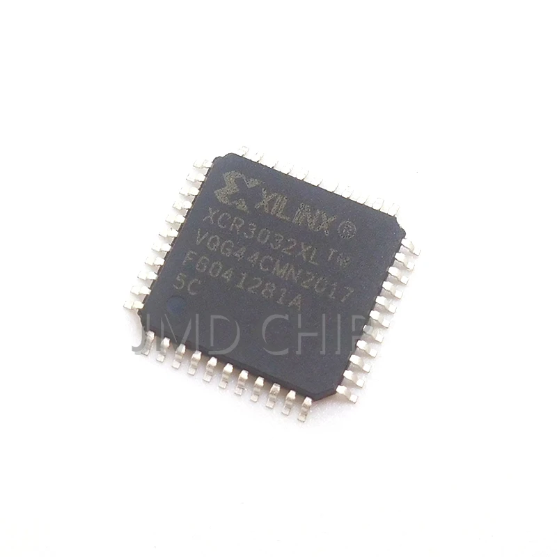 XCR3032XL XCR3032XL-5VQG44C QFP44 программируемая вентильная матрица IC чип интегральной схемы новый оригинальный