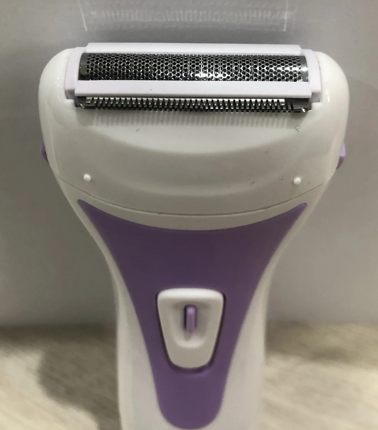 
2021 Professional Good Sale IPX4 Lady Silk Epilator With Epilator Shaver And Face Brush Lady Shaver 