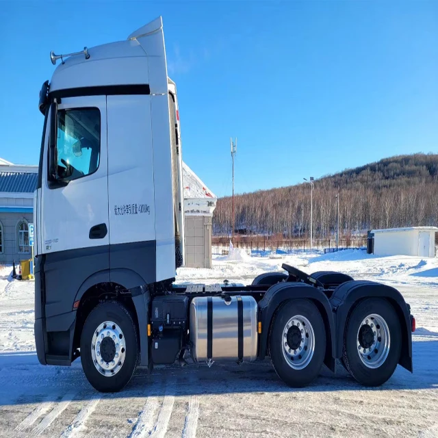 Mercedes Ben Z Light Tractor Truck 6*4,6*2,4*2