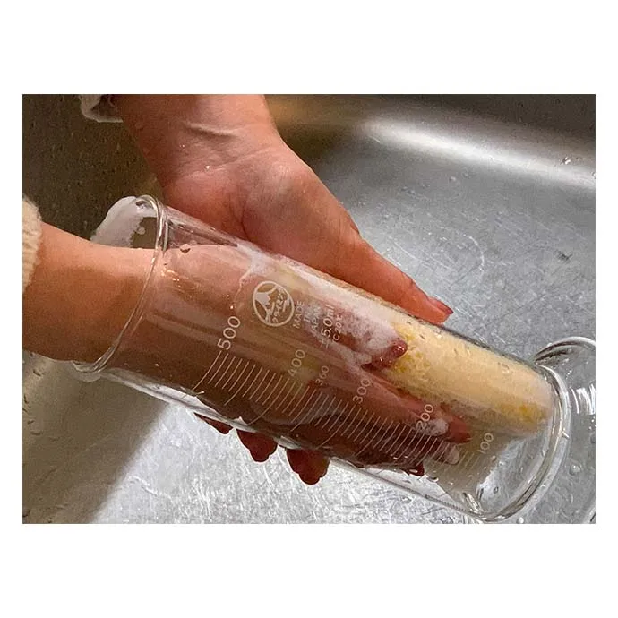 Customizable short form wide base graduated glass cylinders from Japan